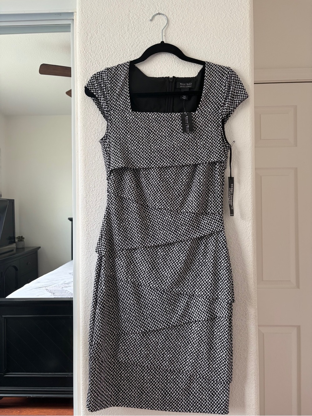 White House Black Market Black & White Square Neck Sheath Midi Dress